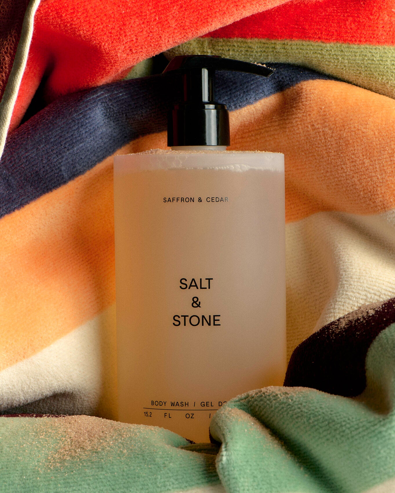 Salt&Stone rinkinys kūnui dezodorantas | dušo gelis Saffron&Cedar