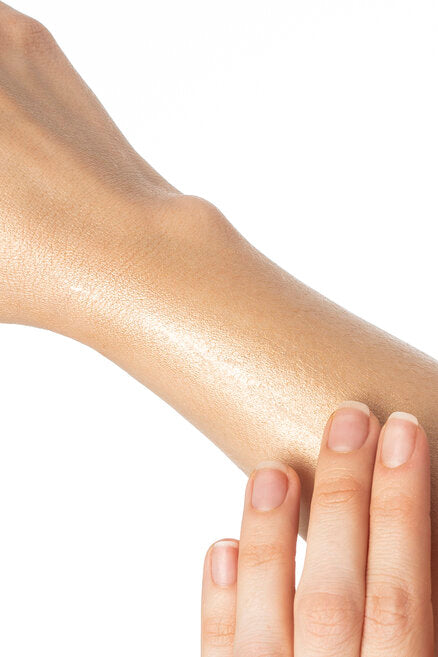 heliocare žėrintis kūno kremas