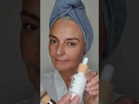 Ilia serumas su atspalviu "Super serum skin tint SPF 30"