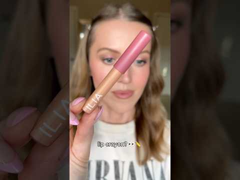 Ilia lūpų pieštukas ir lūpų dažai viename