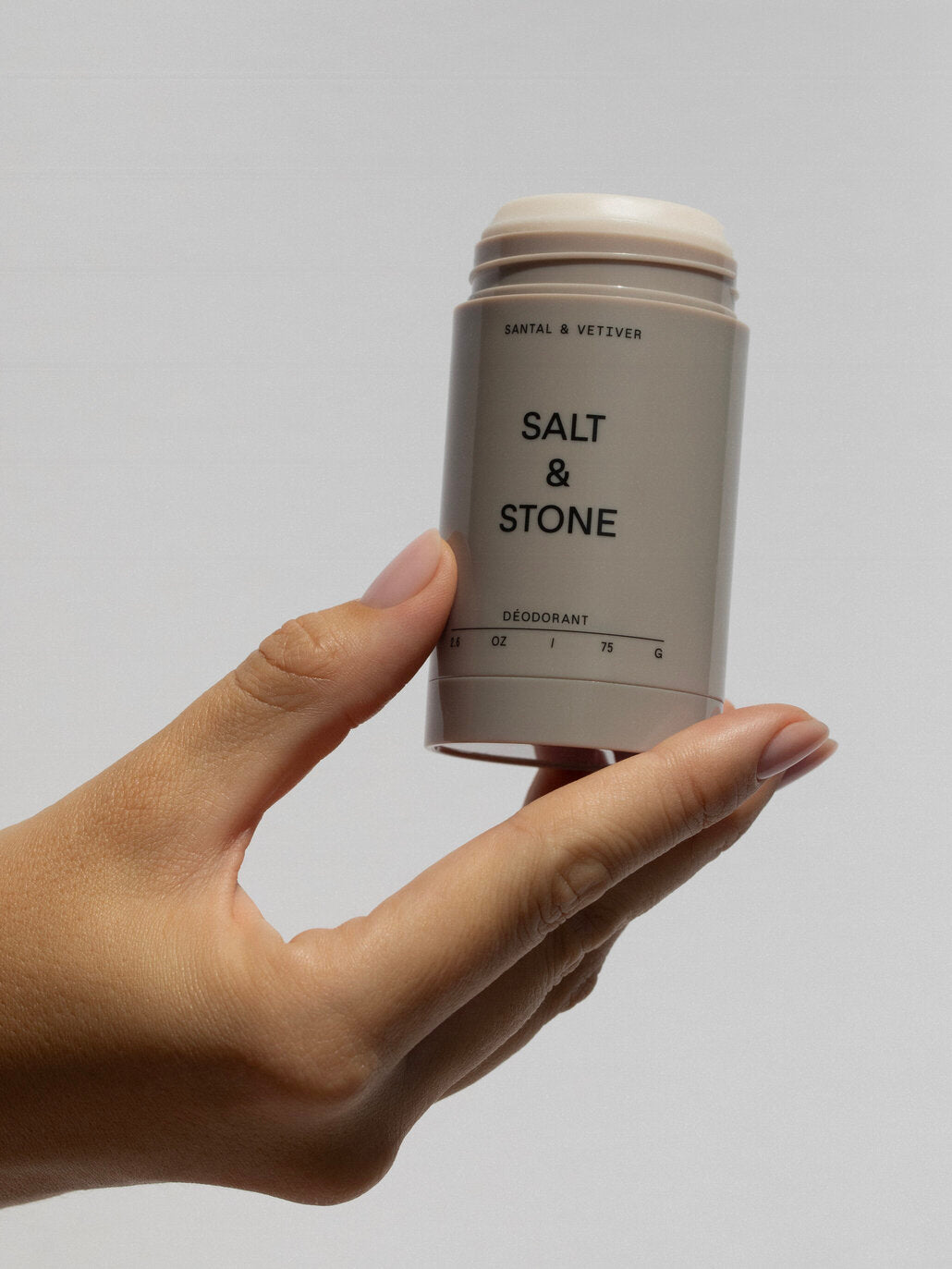 salt and stone dezodorantas santal vetiver extra strenght