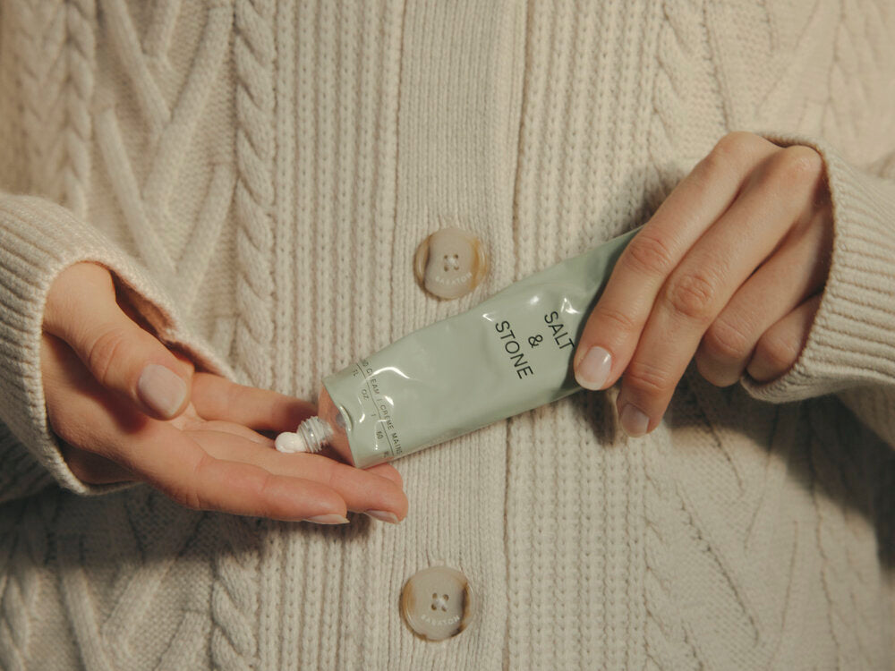 salt stone ranku-kremas-bergamot and hinoki