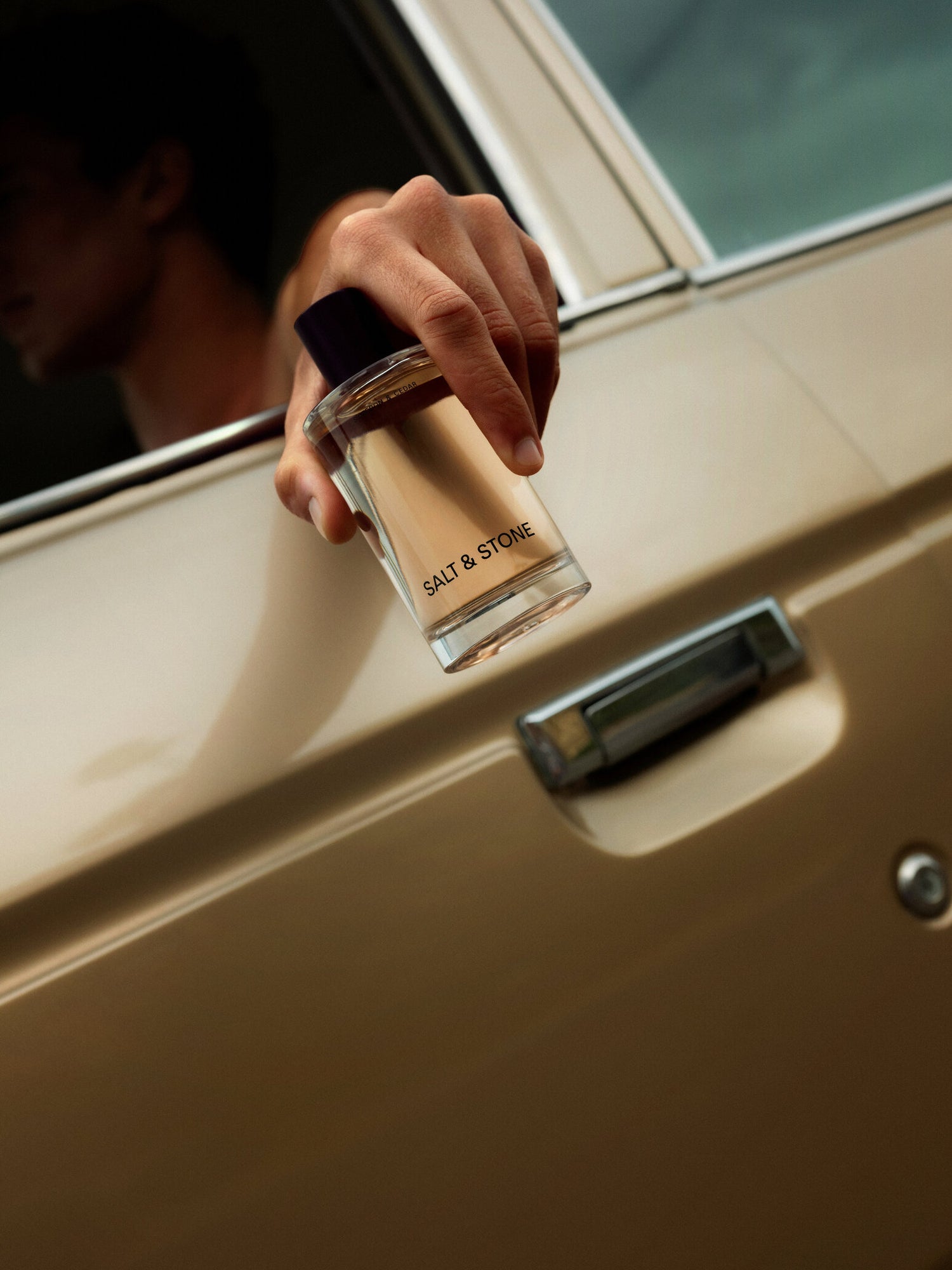 Salt&Stone kūno dulksna Saffron&Cedar