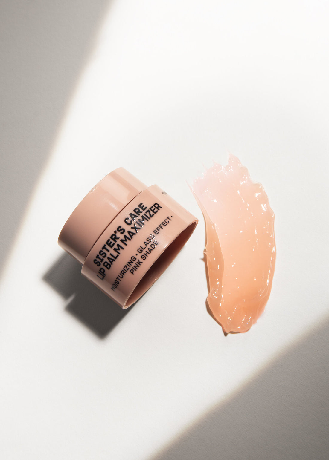 drėkinantis lūpų balzamas