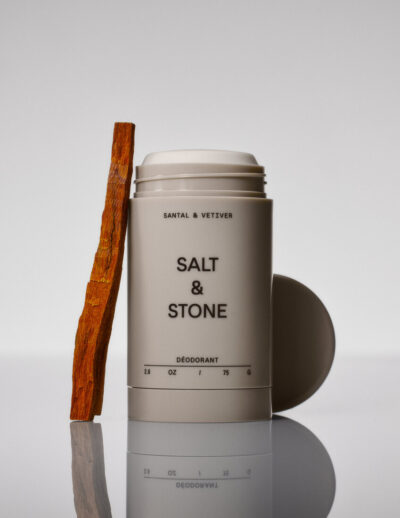 salt ands stone dezodorantas Santal&Vetiver