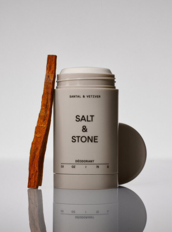 salt ands stone dezodorantas Santal&Vetiver