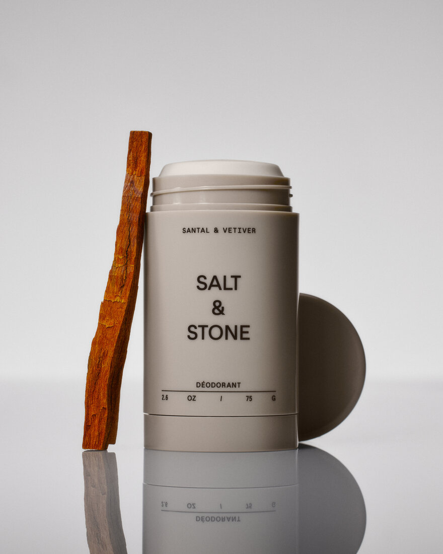 salt ands stone dezodorantas Santal&Vetiver
