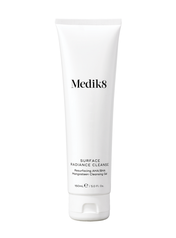Medik8-prausiklis-Surface-Radiance-Cleanse.png