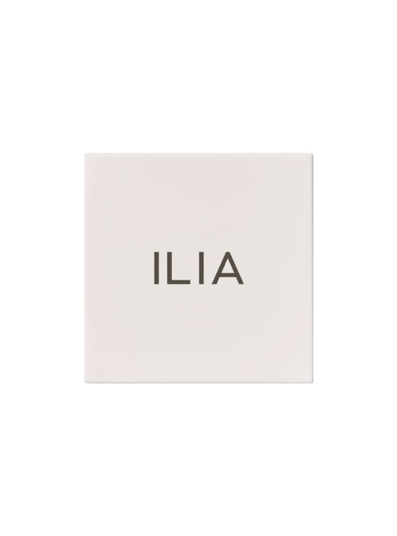 ilia-akiu-seseliai.jpg